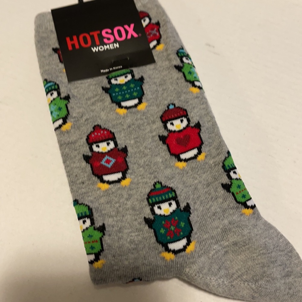 BUNDLE BUNDLE BUNDLE! PENGUIN HOTSOX’S